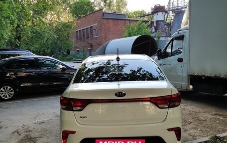 KIA Rio IV, 2018 год, 1 400 000 рублей, 4 фотография