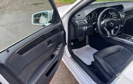 Mercedes-Benz E-Класс, 2014 год, 1 830 000 рублей, 13 фотография