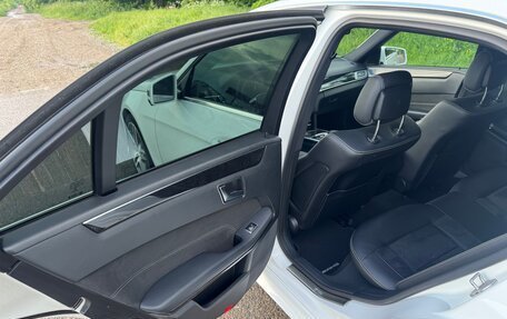 Mercedes-Benz E-Класс, 2014 год, 1 830 000 рублей, 15 фотография