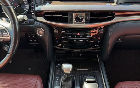 Lexus LX III, 2016 год, 5 800 000 рублей, 20 фотография