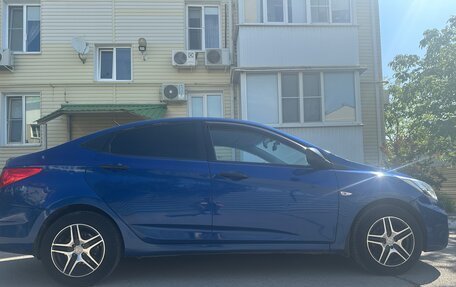 Hyundai Solaris II рестайлинг, 2011 год, 850 000 рублей, 7 фотография