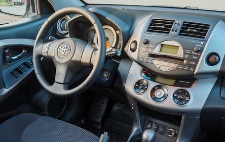 Toyota RAV4, 2007 год, 1 280 000 рублей, 11 фотография