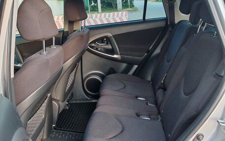 Toyota RAV4, 2007 год, 1 280 000 рублей, 10 фотография