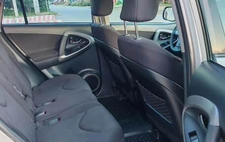 Toyota RAV4, 2007 год, 1 280 000 рублей, 8 фотография