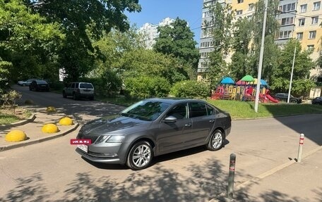 Skoda Octavia, 2019 год, 1 860 000 рублей, 2 фотография