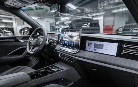 Volkswagen Tiguan, 2025 год, 4 990 000 рублей, 3 фотография