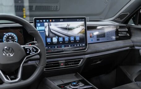 Volkswagen Tiguan, 2025 год, 4 990 000 рублей, 12 фотография
