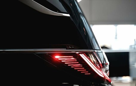 Lexus LM, 2023 год, 22 500 000 рублей, 10 фотография
