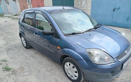 Ford Fiesta, 2006 год, 355 000 рублей, 2 фотография
