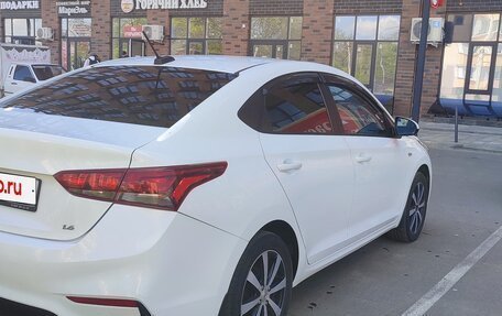 Hyundai Solaris II рестайлинг, 2017 год, 1 120 000 рублей, 2 фотография