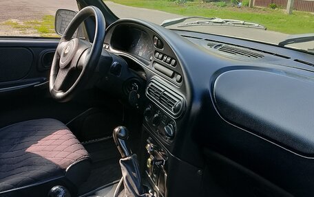 Chevrolet Niva I рестайлинг, 2011 год, 520 000 рублей, 6 фотография