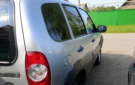 Chevrolet Niva I рестайлинг, 2011 год, 520 000 рублей, 7 фотография