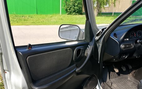 Chevrolet Niva I рестайлинг, 2011 год, 520 000 рублей, 14 фотография