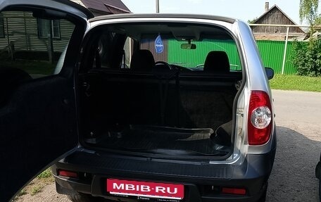 Chevrolet Niva I рестайлинг, 2011 год, 520 000 рублей, 8 фотография