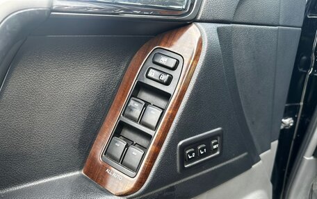 Toyota Land Cruiser Prado 150 рестайлинг 2, 2010 год, 3 000 000 рублей, 13 фотография