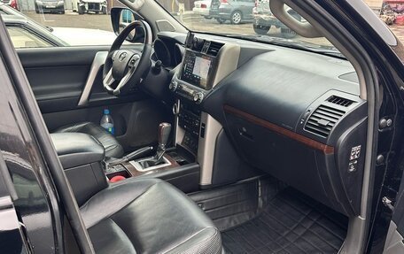 Toyota Land Cruiser Prado 150 рестайлинг 2, 2010 год, 3 000 000 рублей, 25 фотография