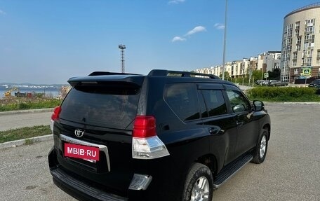 Toyota Land Cruiser Prado 150 рестайлинг 2, 2010 год, 3 000 000 рублей, 8 фотография