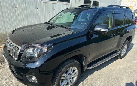 Toyota Land Cruiser Prado 150 рестайлинг 2, 2010 год, 3 000 000 рублей, 32 фотография