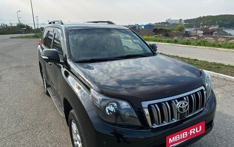 Toyota Land Cruiser Prado 150 рестайлинг 2, 2010 год, 3 000 000 рублей, 4 фотография