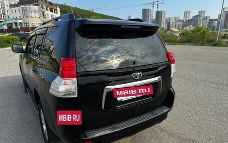 Toyota Land Cruiser Prado 150 рестайлинг 2, 2010 год, 3 000 000 рублей, 9 фотография