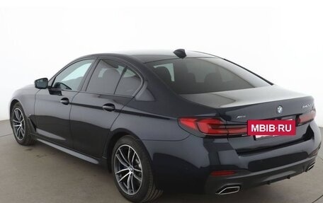 BMW 5 серия, 2021 год, 7 600 000 рублей, 2 фотография