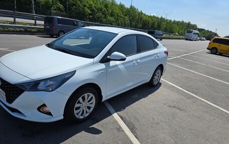 Hyundai Solaris II рестайлинг, 2020 год, 1 200 000 рублей, 8 фотография