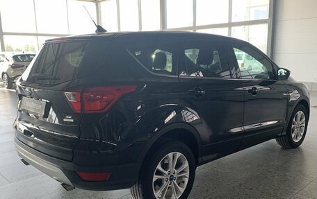 Ford Escape III, 2019 год, 1 474 000 рублей, 2 фотография