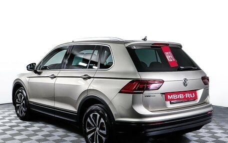 Volkswagen Tiguan II, 2019 год, 2 298 000 рублей, 7 фотография