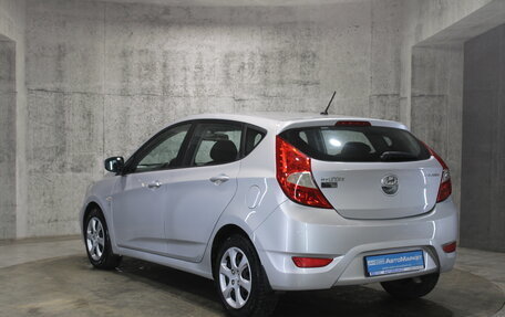 Hyundai Solaris II рестайлинг, 2012 год, 677 000 рублей, 8 фотография