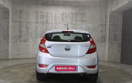 Hyundai Solaris II рестайлинг, 2012 год, 677 000 рублей, 7 фотография