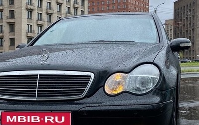 Mercedes-Benz C-Класс, 2003 год, 620 000 рублей, 1 фотография