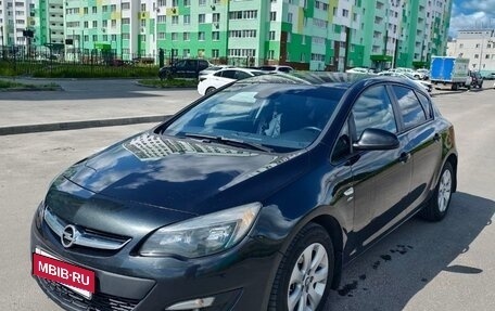 Opel Astra J, 2014 год, 880 000 рублей, 2 фотография