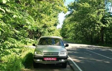 Chevrolet Niva I рестайлинг, 2003 год, 270 000 рублей, 5 фотография