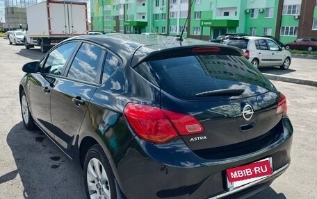 Opel Astra J, 2014 год, 880 000 рублей, 5 фотография
