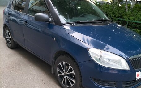 Skoda Fabia II, 2013 год, 385 000 рублей, 2 фотография