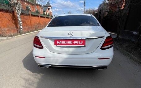 Mercedes-Benz E-Класс, 2019 год, 3 000 000 рублей, 3 фотография