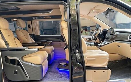 Mercedes-Benz Vito, 2021 год, 4 970 000 рублей, 10 фотография