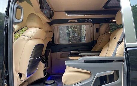 Mercedes-Benz Vito, 2021 год, 4 970 000 рублей, 12 фотография