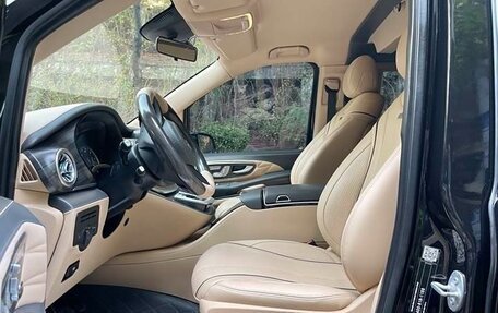 Mercedes-Benz Vito, 2021 год, 4 970 000 рублей, 11 фотография