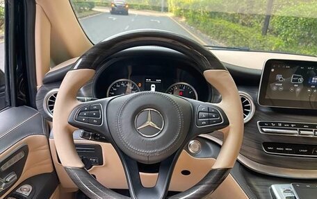 Mercedes-Benz Vito, 2021 год, 4 970 000 рублей, 18 фотография