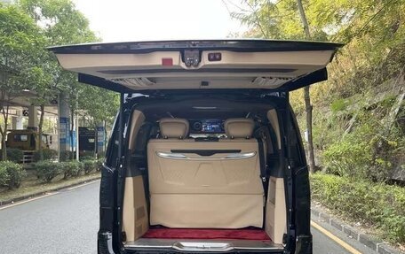Mercedes-Benz Vito, 2021 год, 4 970 000 рублей, 26 фотография