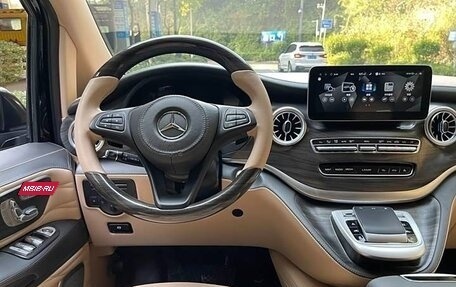 Mercedes-Benz Vito, 2021 год, 4 970 000 рублей, 17 фотография