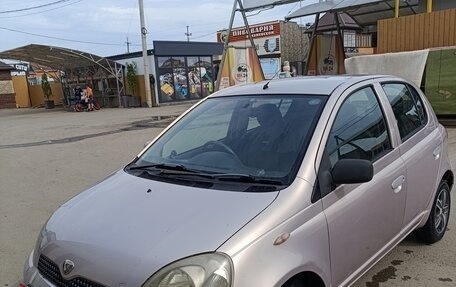 Toyota Vitz, 2001 год, 330 000 рублей, 3 фотография