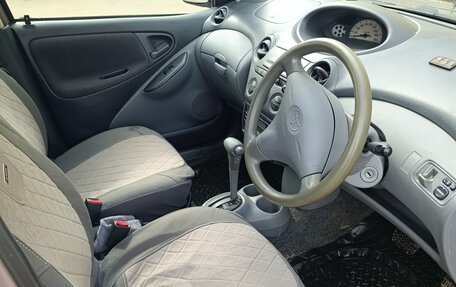 Toyota Vitz, 2001 год, 330 000 рублей, 12 фотография