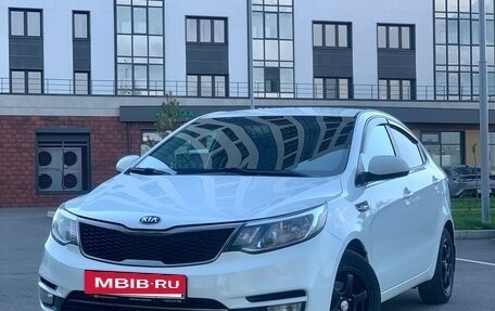 KIA Rio III рестайлинг, 2016 год, 960 000 рублей, 2 фотография