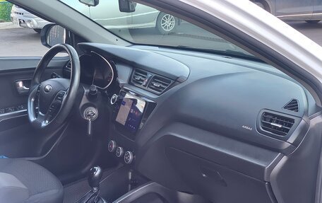KIA Rio III рестайлинг, 2016 год, 960 000 рублей, 21 фотография