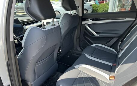 Geely Atlas, 2024 год, 3 917 190 рублей, 13 фотография