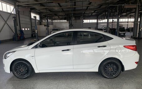 Hyundai Solaris II рестайлинг, 2015 год, 1 034 000 рублей, 6 фотография