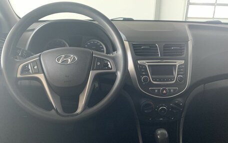 Hyundai Solaris II рестайлинг, 2015 год, 1 034 000 рублей, 9 фотография