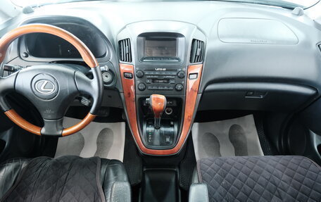 Lexus RX IV рестайлинг, 2003 год, 1 059 000 рублей, 15 фотография